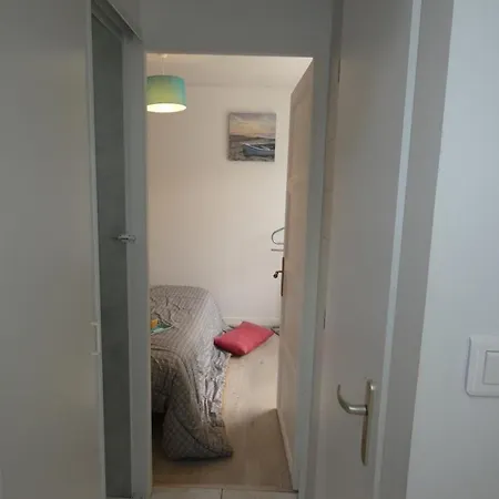 Maison de Vacances à Fromentine - 5 Pers - Grand Jardin Avec Parking - FR-1-540-313 Hébergement de vacances *