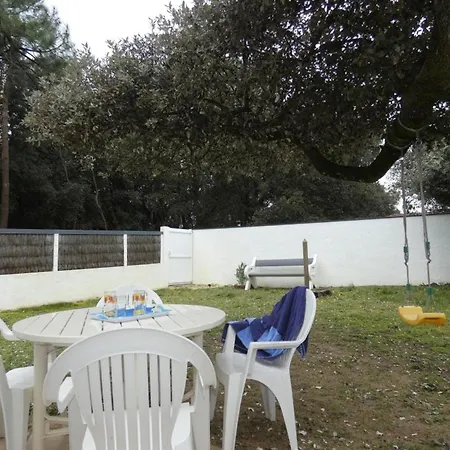 Hébergement de vacances Maison de Vacances à Fromentine - 5 Pers - Grand Jardin Avec Parking - FR-1-540-313 *